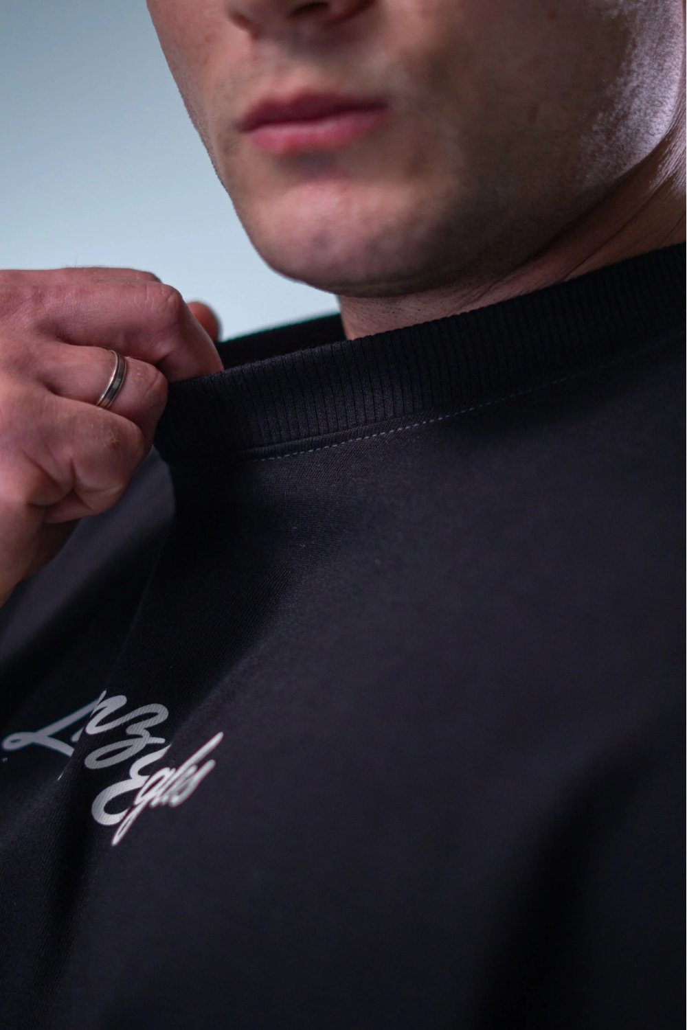 L7 (3) Strong Mentality Oversized Tee - Image 4